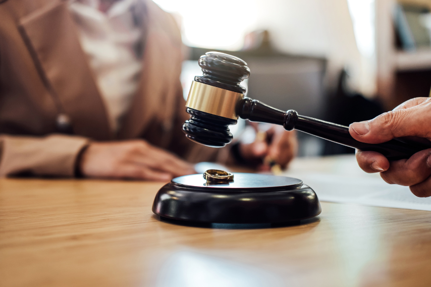 Where can UAE expat residents get a divorce in Abu Dhabi? Where can UAE expat residents get a divorce in Dubai?